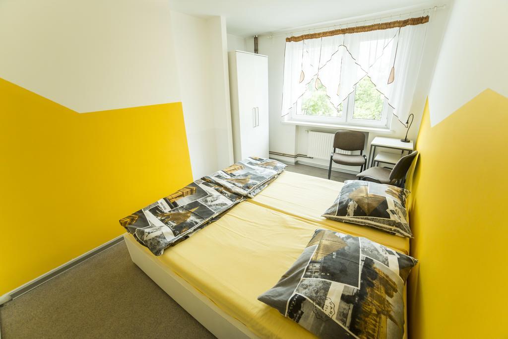 Klimczoka 6 Hostel Катовице Екстериор снимка