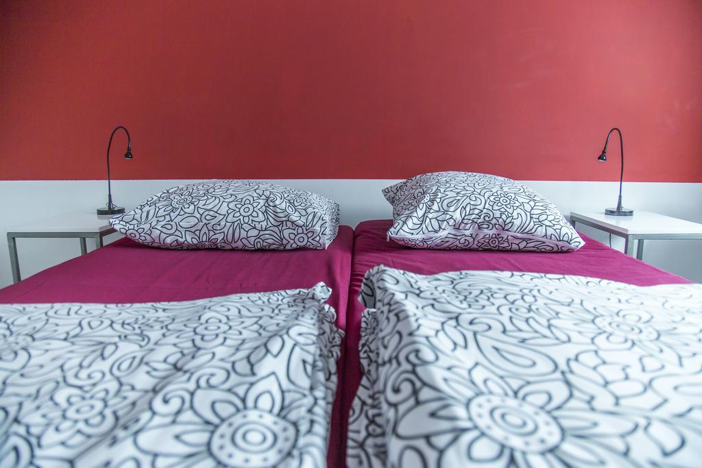 Klimczoka 6 Hostel Катовице Екстериор снимка