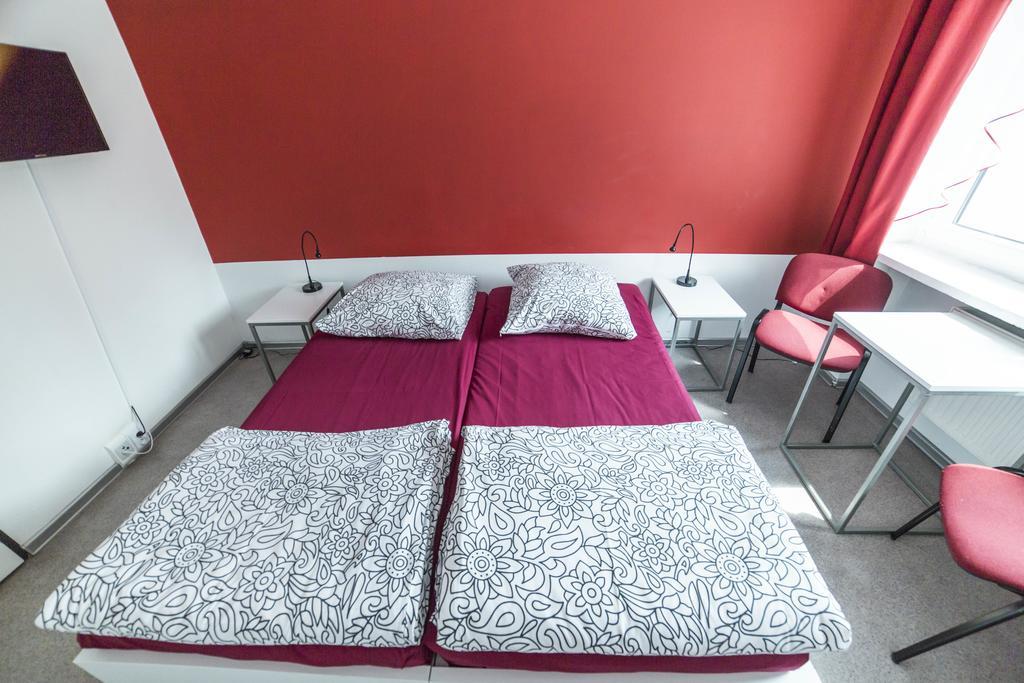 Klimczoka 6 Hostel Катовице Екстериор снимка