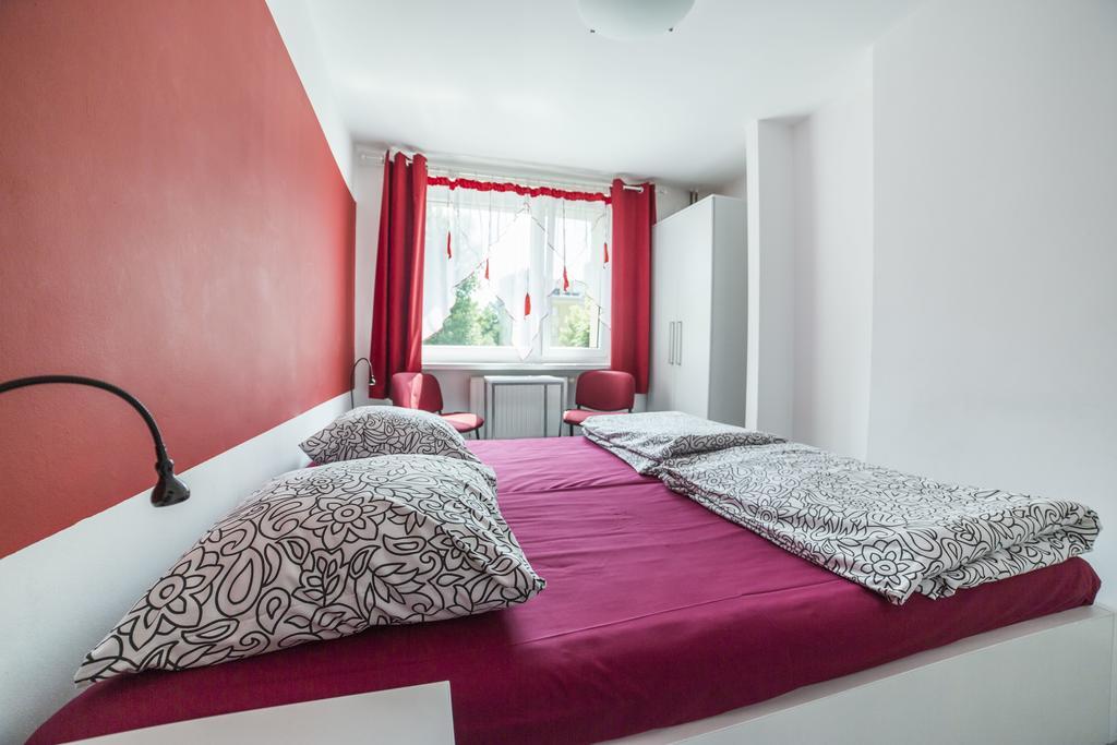 Klimczoka 6 Hostel Катовице Екстериор снимка
