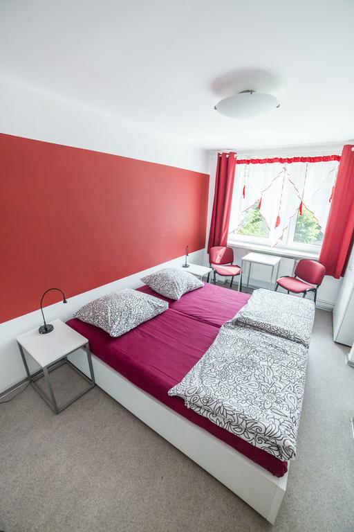 Klimczoka 6 Hostel Катовице Екстериор снимка