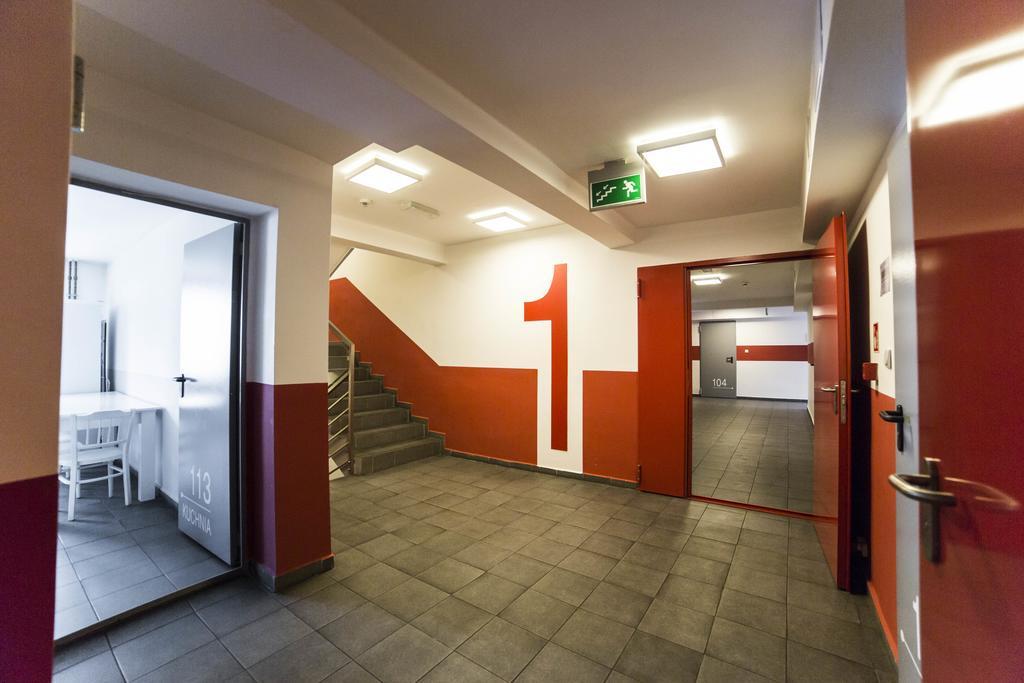 Klimczoka 6 Hostel Катовице Екстериор снимка