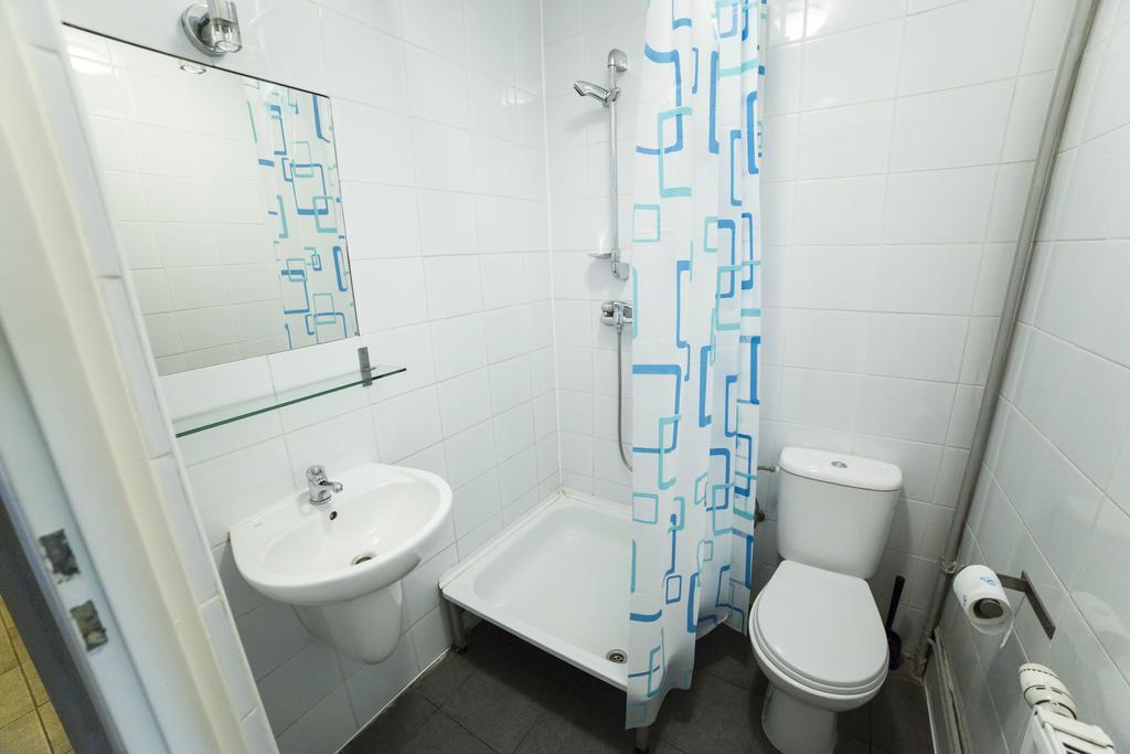 Klimczoka 6 Hostel Катовице Екстериор снимка